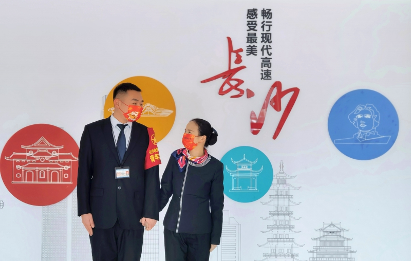走進文明家庭，向“最美”學習